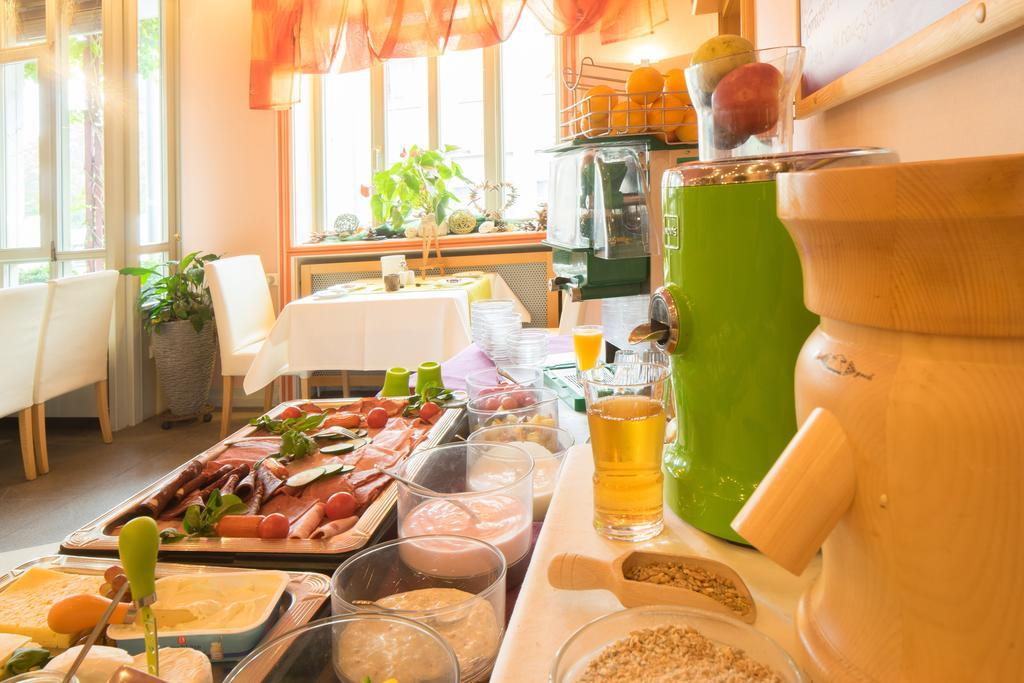 Muehlenthalers Park Hotel コンツ エクステリア 写真