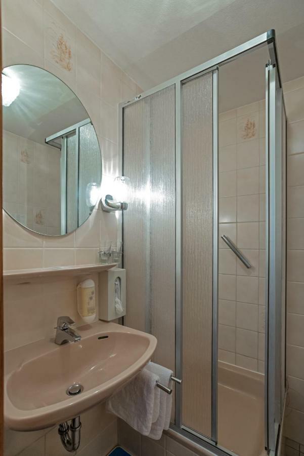 Muehlenthalers Park Hotel コンツ エクステリア 写真